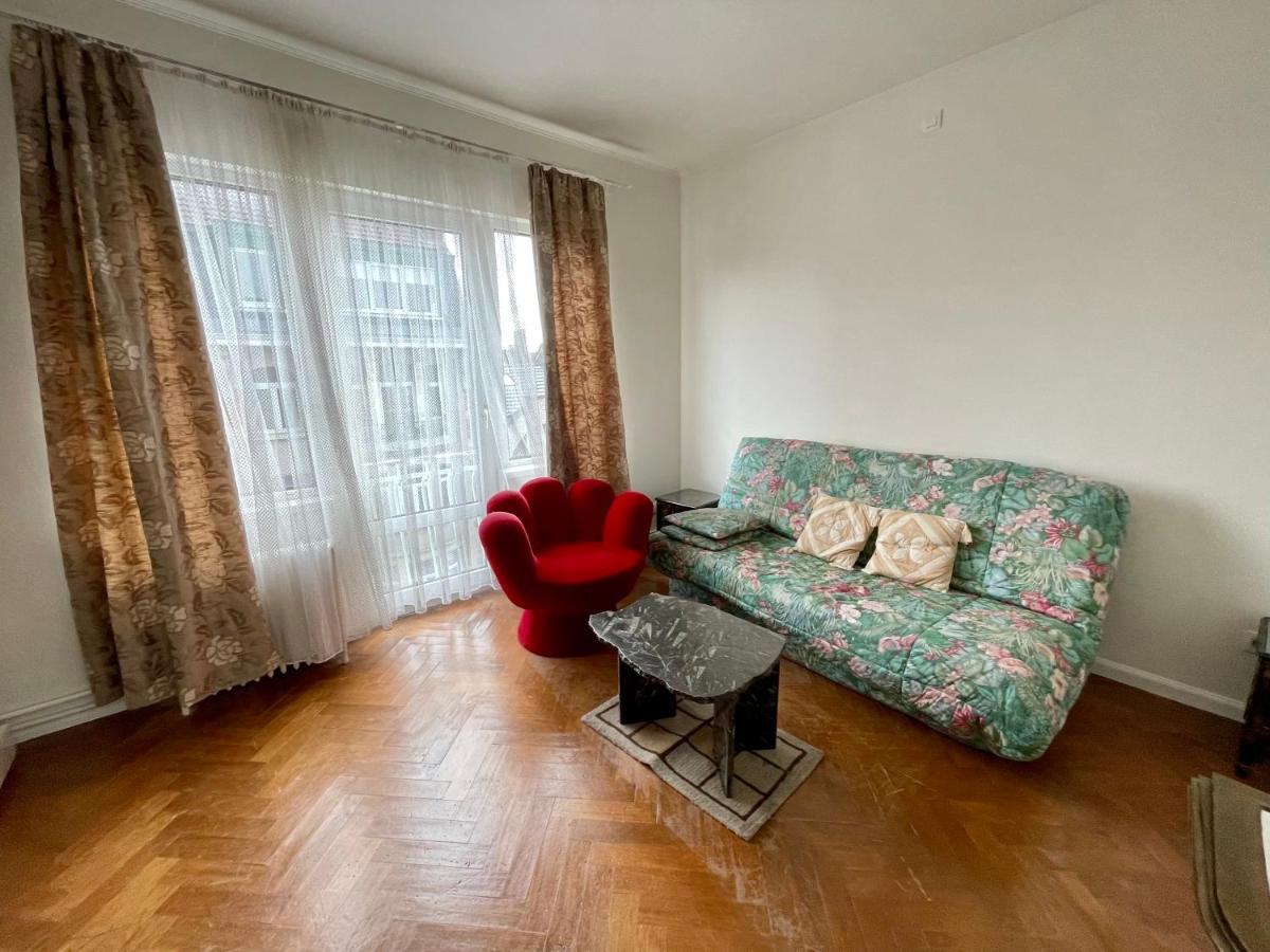 Superbe Appartement Duplex Avec Jacuzzi ブリュッセル エクステリア 写真